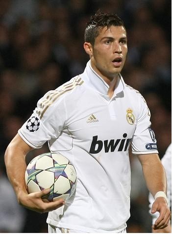 南非主帅：这次夺冠热门是摩洛哥；我坐飞机过来行李箱丢了（南非主帅称摩洛哥为夺冠头号热门，自曝飞抵途中行李遗失）