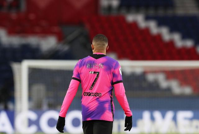 都体：加蒂今天恢复合练，有望入选尤文与卡利亚里的比赛名单（都灵体育报：加蒂今日恢复随队合练，或进入尤文战卡利亚里大名单）