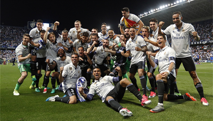 弗拉霍维奇晒龙珠悟空恢复照：手术很顺利，感谢大家（弗拉霍维奇晒龙珠悟空康复照：手术顺利，向大家致谢）