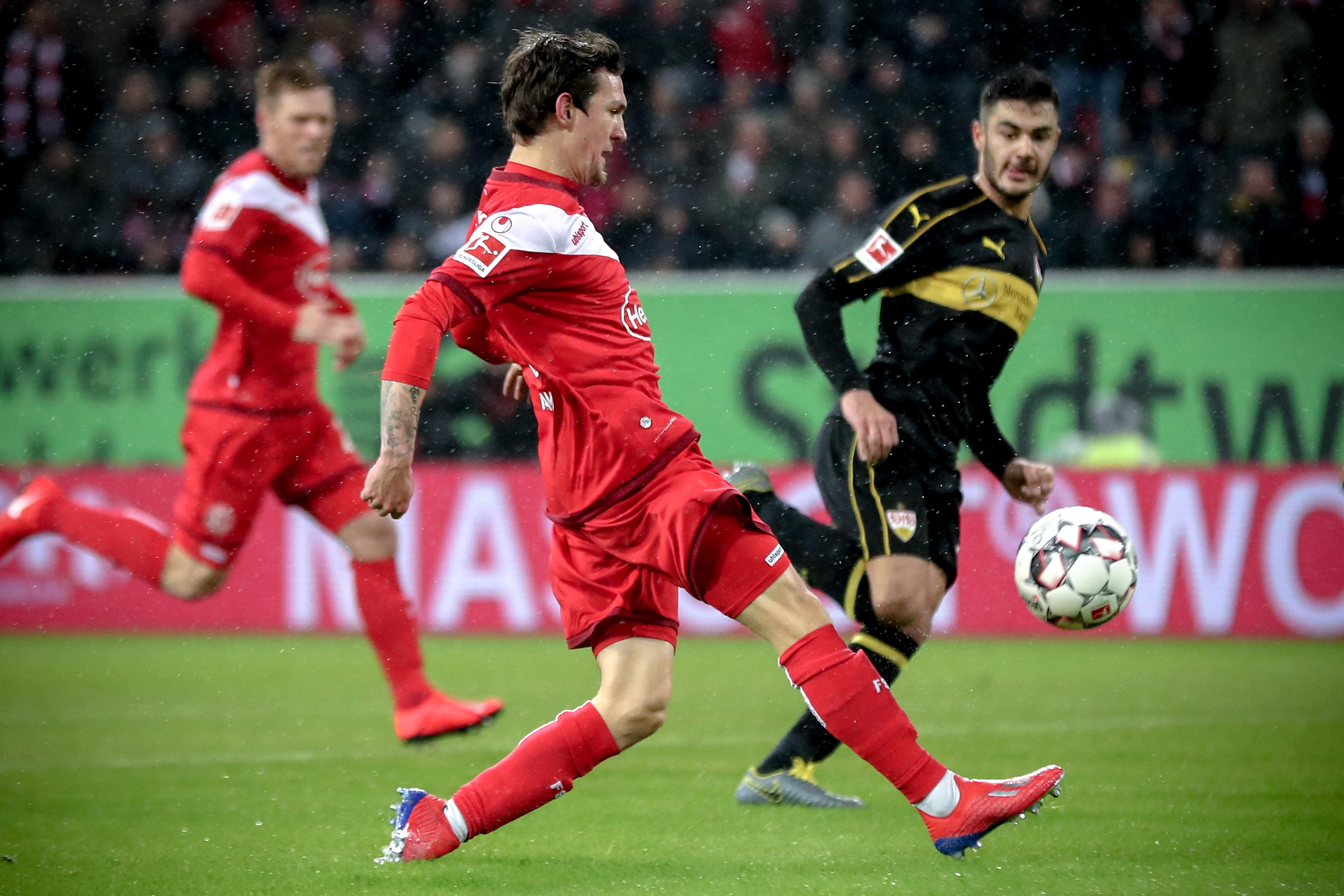 本赛季前9轮6场零封，多特与阿森纳并列五大联赛第一（多特、阿森纳前9轮各6场零封，并列五大联赛第一）