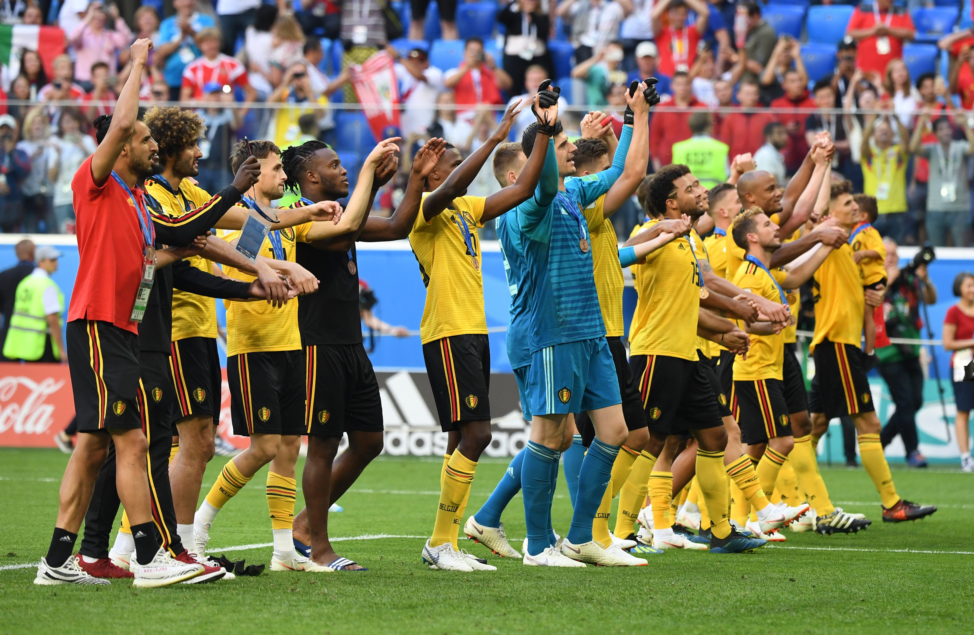 科尔伯朗：不让迪米上场不是为了卡他奖金，他已被罚款了（科尔伯朗：迪米缺阵非为卡奖金，相关罚款已执行）